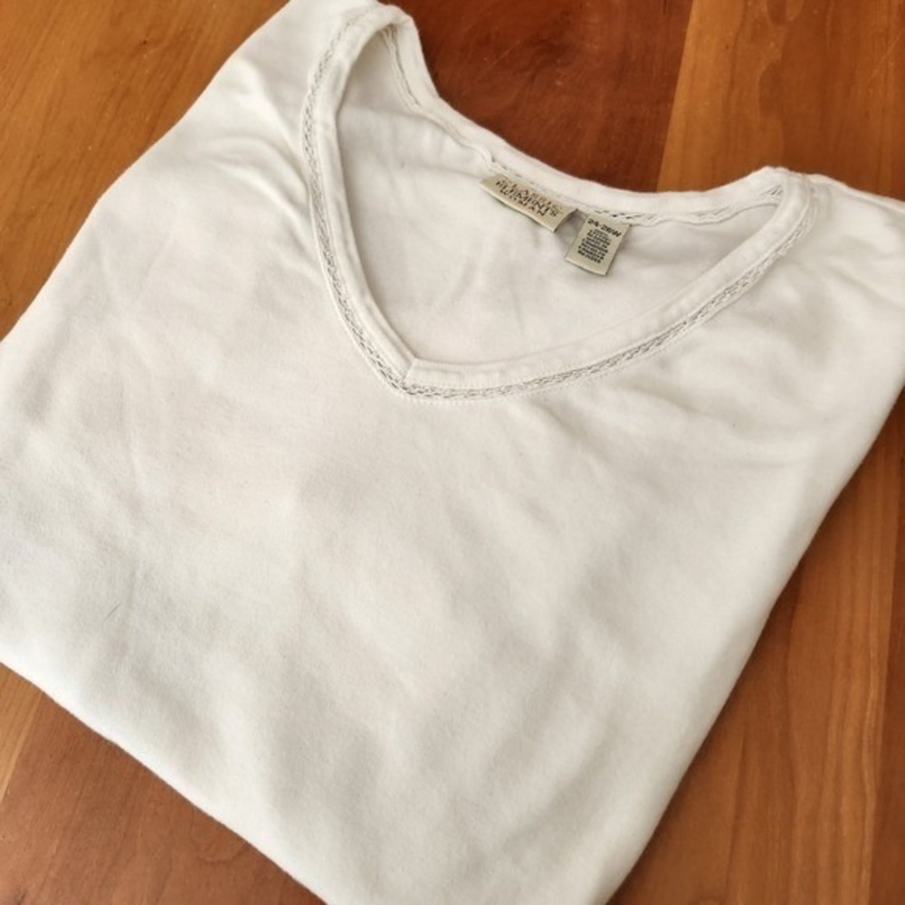 Classic Elements Woman White V Neck Short Sleeve Top Plus Size‎ 24/26W